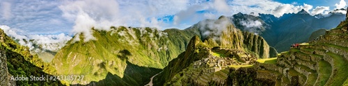 Panorama Machu Picchu nach Sonnenaufgang mit Rio Urubamba in Peru photo