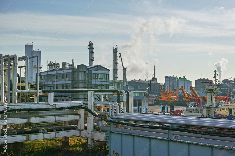 川崎の工業地帯の風景