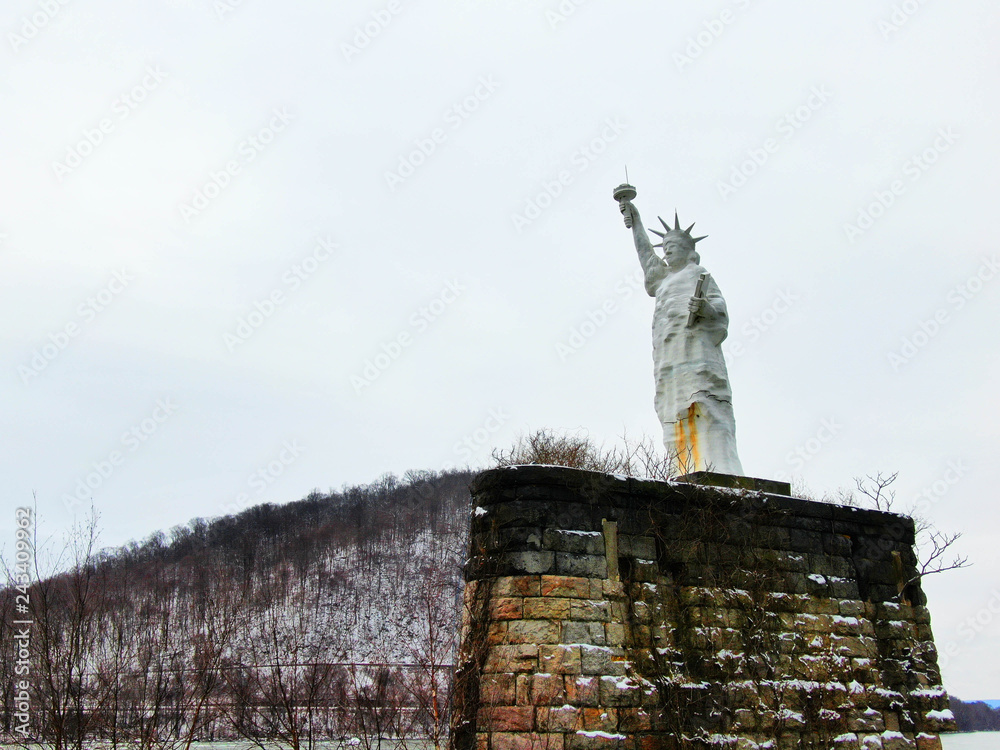 Susquehanna River Statue Of Liberty