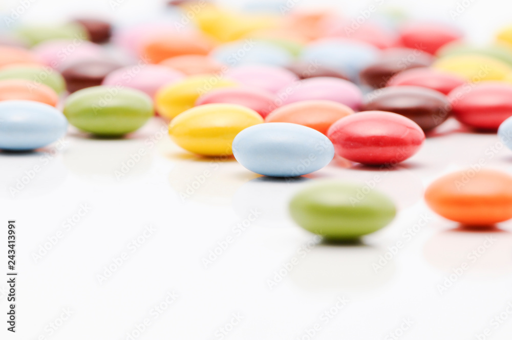 カラフルなチョコ カラフルなチョコ