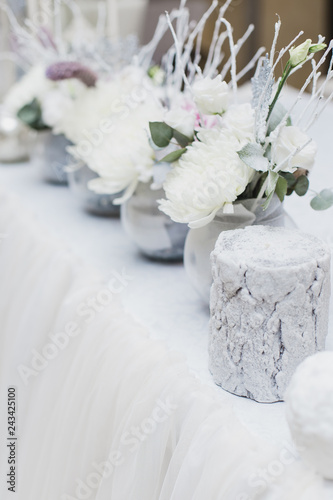 snow covered wedding bouquet, decorations, sparkles, snowflakes