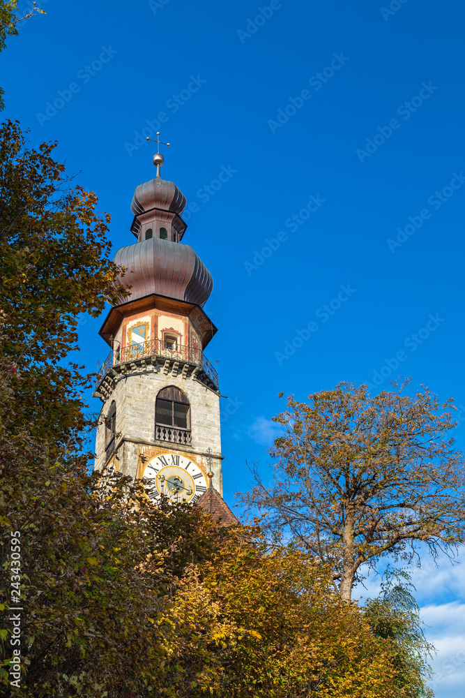 Turm der Rainkirche in Bruneck, Südtirol Turm der Rainkirche in Bruneck, Südtirol