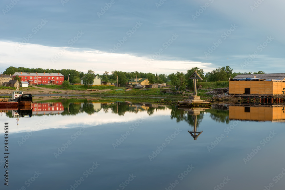 Obraz premium View of the Prosperity Cove on a polar summer day, at sunset. Solovki Islands, Arkhangelsk region, White Sea