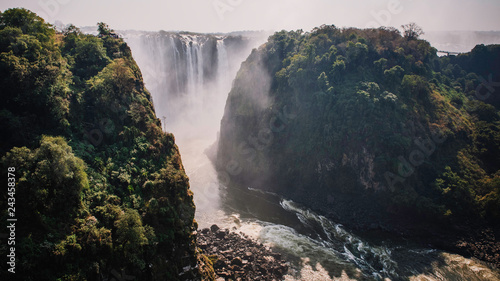 Blick auf die Victoria Falls am späten Nachmittag, Sambesi, Simbabwe,  photo