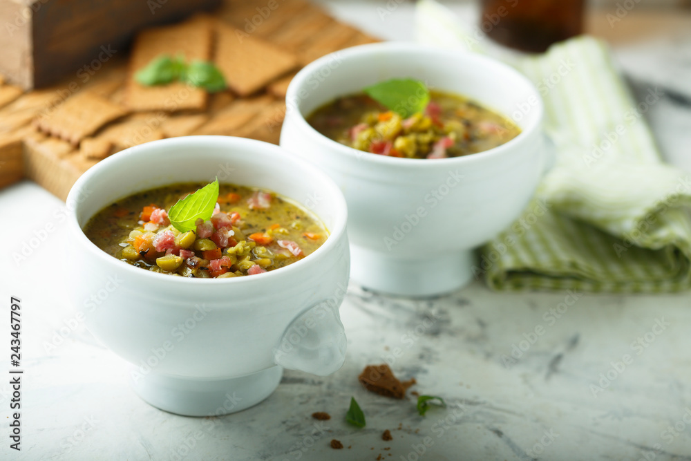 Pea soup with smoked sausage Pea soup with smoked sausage