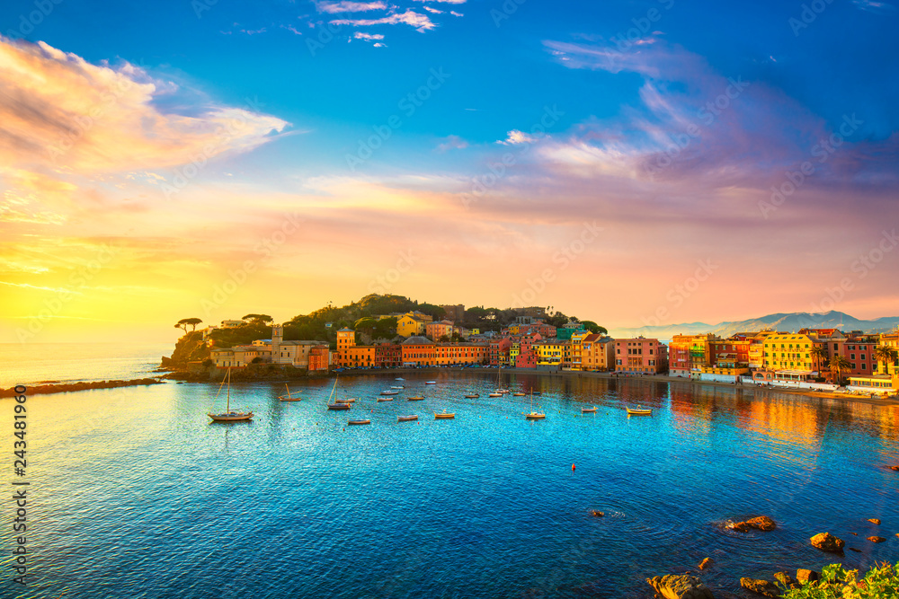 Sestri Levante, silence bay sea harbor and beach view on sunset. Liguria, Italy - obrazy, fototapety, plakaty 