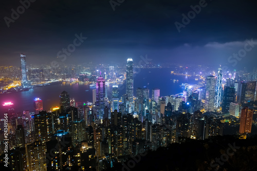 香港 ビクトリアピーク遊歩道（盧吉道観景台）からの夜景