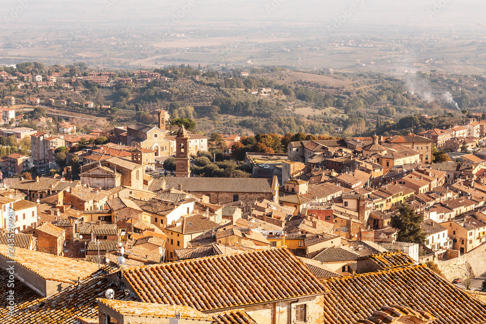 Fototapeta premium Cityscape view of the Old Tuscany town of Montepulciano, Italy
