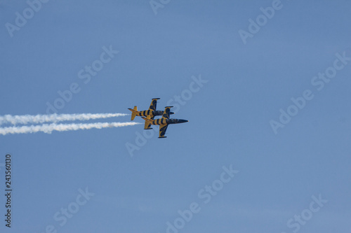 Flight acrobatic group