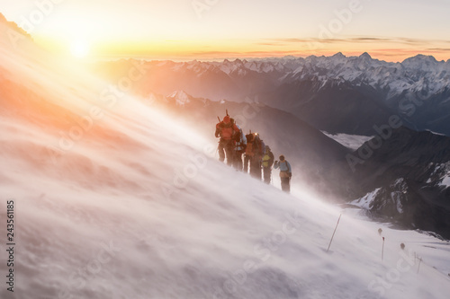 Elbrus, a group of climbers at dawn at an altitude of 5200m