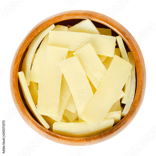 Photos Bamboo shoots in wooden bowl