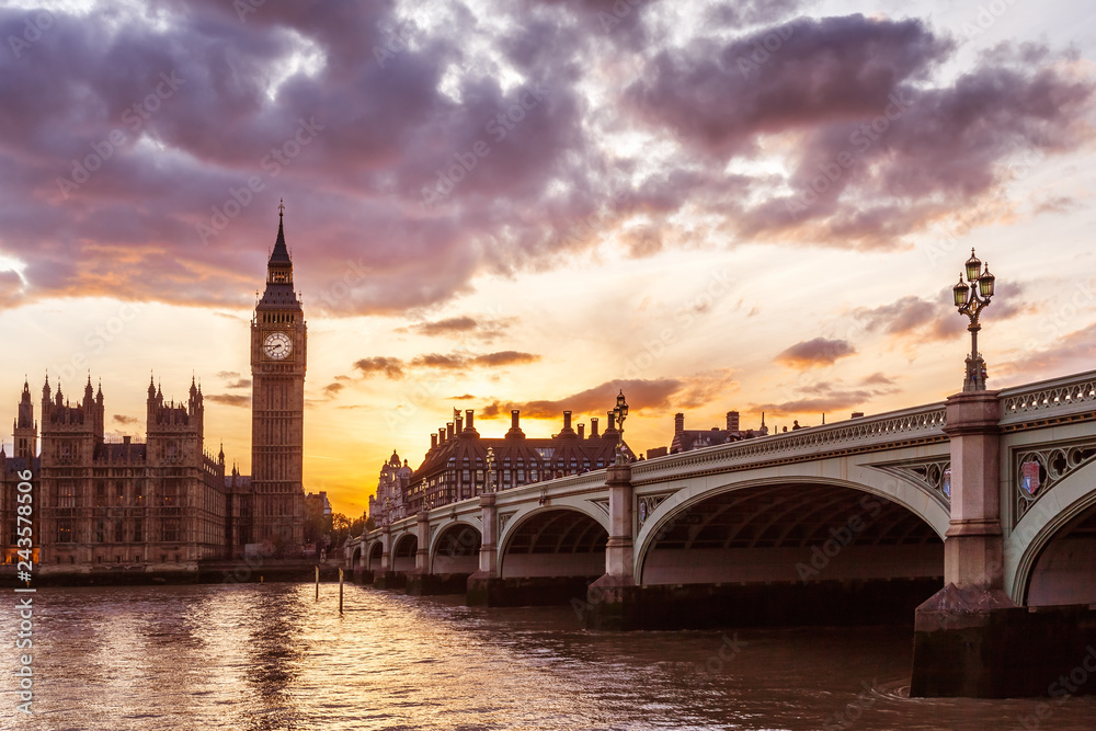Naklejka premium Big Ben Clock Tower and River Thames, London, United Kingdom