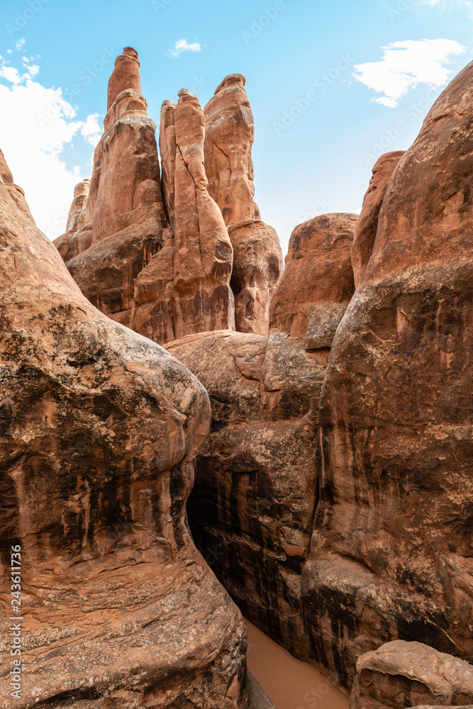 Fototapeta premium Sandstone formations in Fiery Furnace, Arches National Park, Utah
