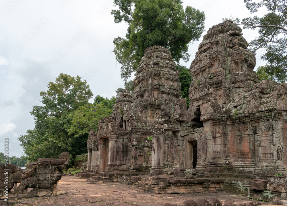 Preah Khan temple entrance on river bank