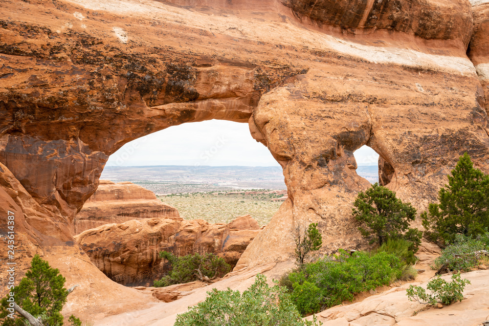 Partition Arch in Devils Garden Trail in Arches National Park, Utah
