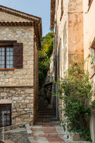 Fototapeta Naklejka Na Ścianę i Meble -  Narrow stairway in Peille, a beautiful medieval village in southeastern France