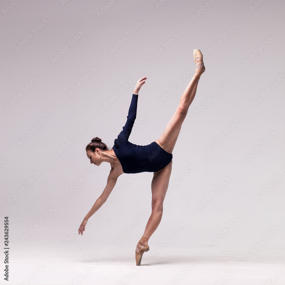 Fototapeta premium beautiful ballet dancer isolated