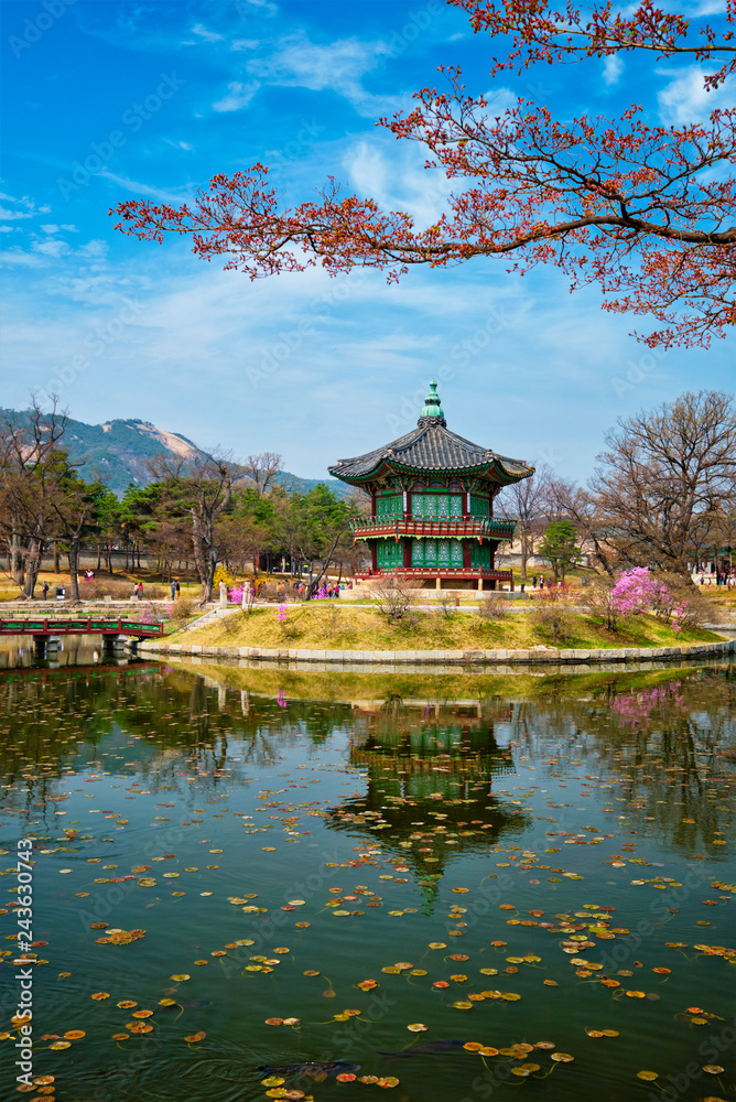 Hyangwonjeong Pavilion, Gyeongbokgung Palace, Seoul, South Korea