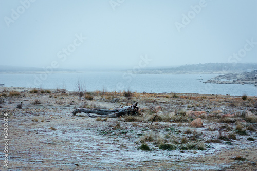 pantano valmayor nevado embalse invierno © lorenphotography