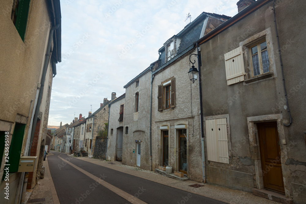 Bligny-sur-Ouche narrow streets
