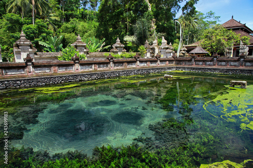 Fototapeta Naklejka Na Ścianę i Meble -  Tirta Empul temple, Pura Tirta Empul, Hindu Balinese water temple, Tampaksiring, Bali, Indonesia 