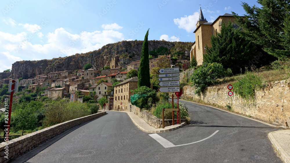 Village de Peyre, Vallée du Tarn, Aveyron, Midi-Pyrénées, France