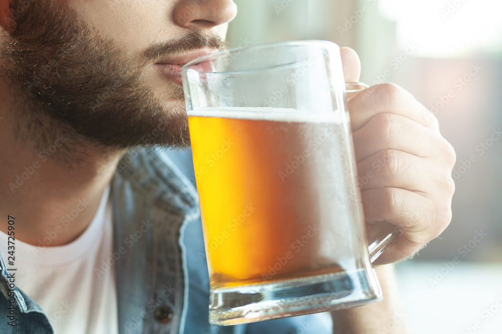 bearded man drinking beer bearded man drinking beer