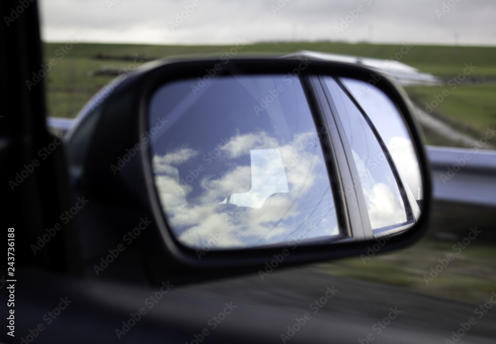 Car rearview mirror