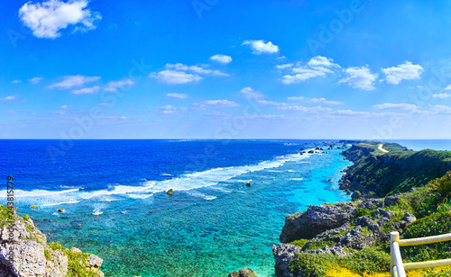 宮古島。東平安名崎の風景