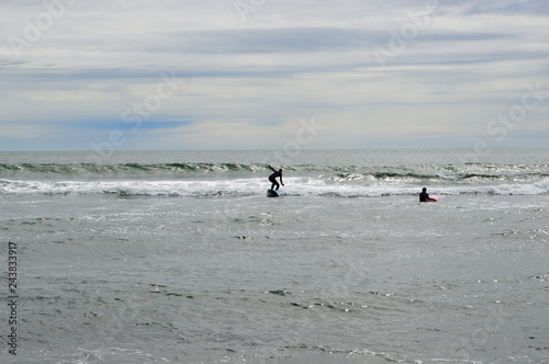 Серфинг на побережье Камчатки, Россия