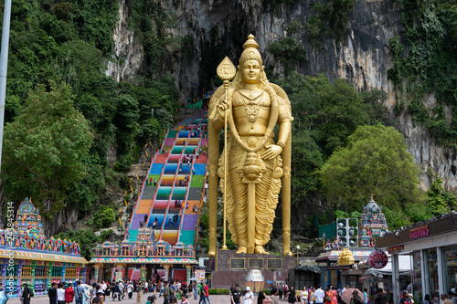 Canvas Print The Batu Caves Lord Murugan Statue and entrance near Kuala Lumpur Malaysia