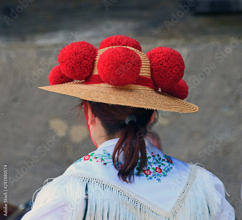 Bollenhut für unverheiratete photo