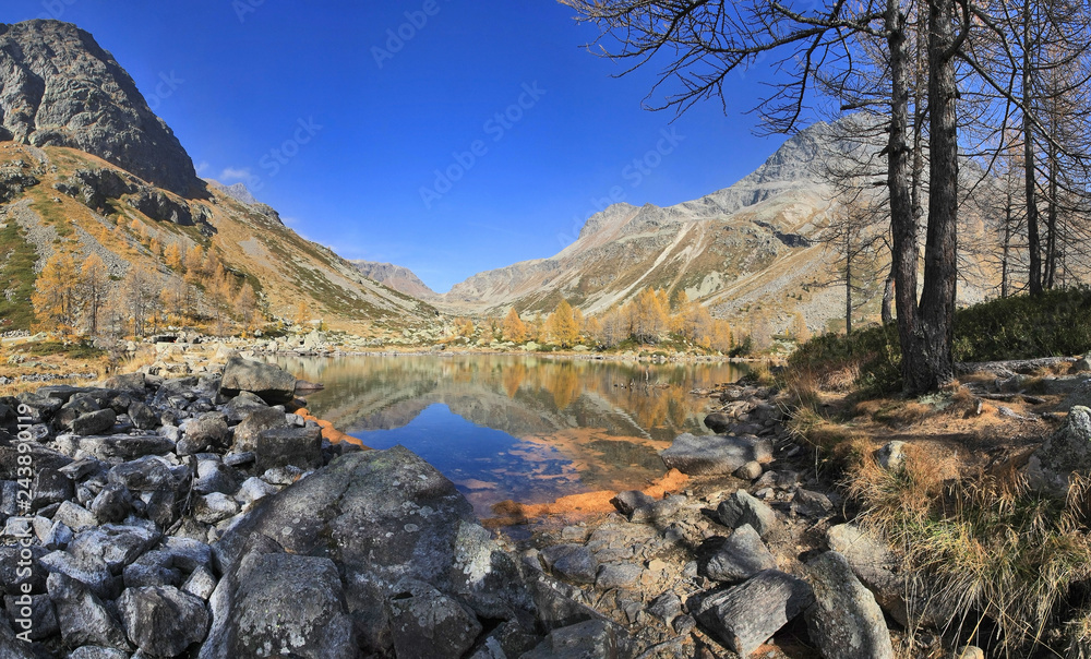 Lago Acque Sparse in val Grosina - alta Valtellina