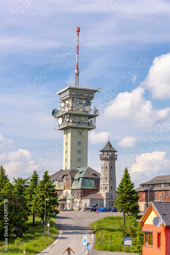 Aussichts- und  Fernsehturm am Keilberg - Klínovec im Erzgebirge photo