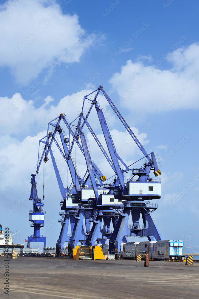 Massive cranes at Port of Dalian, Liaoning Province, most northern ice-free port in China Massive cranes at Port of Dalian, Liaoning Province, most northern ice-free port in China