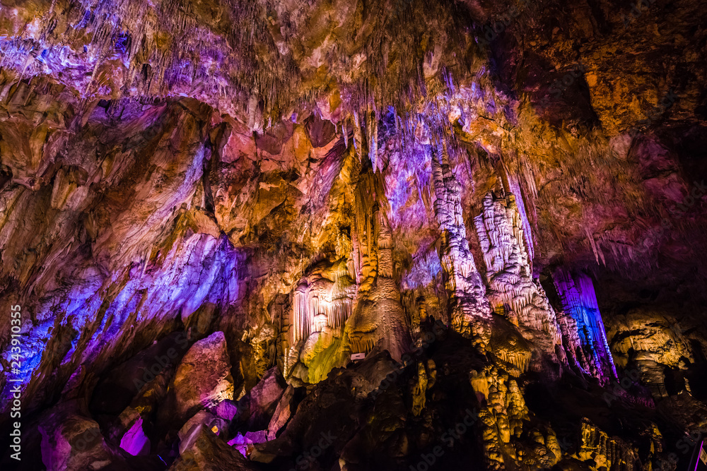 Grotte des Pyrénées Orientales