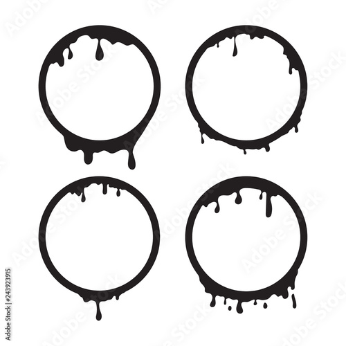 Set  black liquid round frames.
