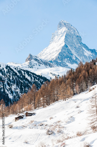 Zermatt, Furi, Zmutt, Matterhorn, Wanderweg, Winterwanderung, Winterlandschaft, Alpen, Wallis, Walliser Berge, Holzhäuser, Schweiz