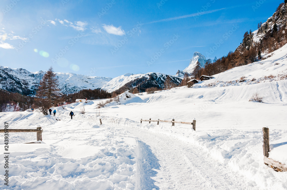 Zermatt, Furi, Zmutt, Zmuttbach, Winter, Winterwanderweg, Wintersport, Alpen, Wallis, Matterhorn, Walliser Berge,
