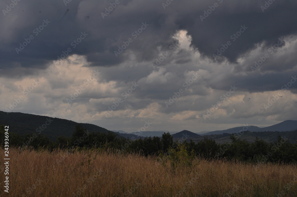 Fototapeta premium sunset in the mountains