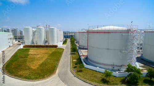 Obraz na płótnie factory by the sea from drone w salonie
