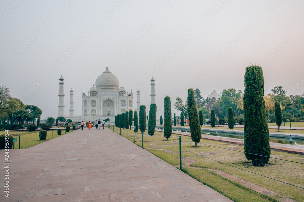 Fototapeta premium Taj Mahal