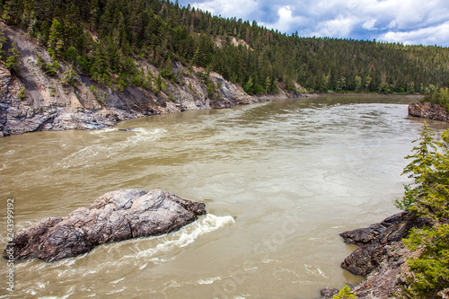 Foto Fraser River at Xatsull Heritage Village in British Columbia Canada