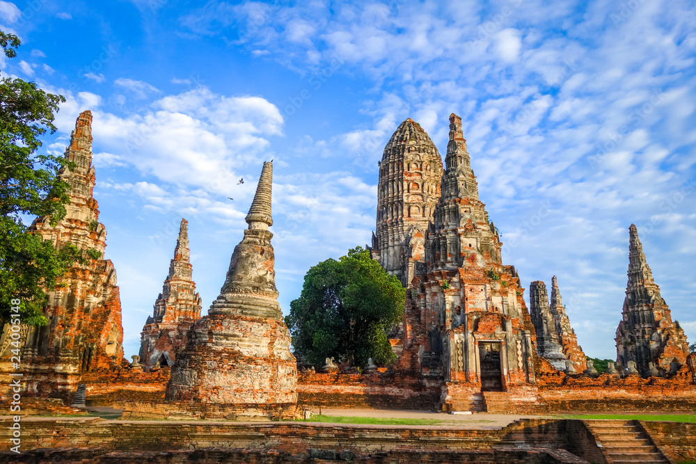 Wat Chaiwatthanaram temple, Ayutthaya, Thailand Wat Chaiwatthanaram temple, Ayutthaya, Thailand
