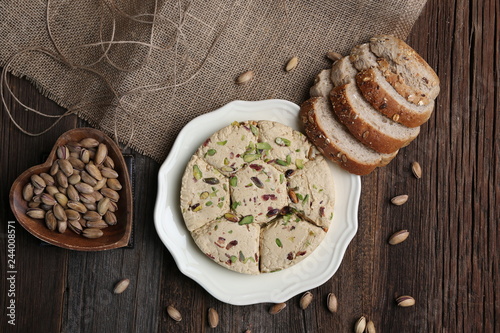halva with pistachio