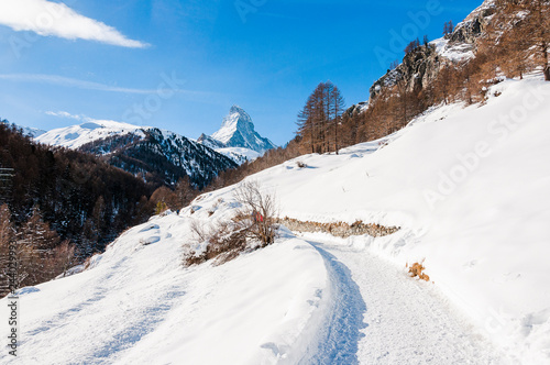 Zermatt, Furi, Zmutt, Matterhorn, Alpen, Wallis, Walliser Berge, Wanderung, Winterwanderweg, Wintersport, Winter, Schweiz