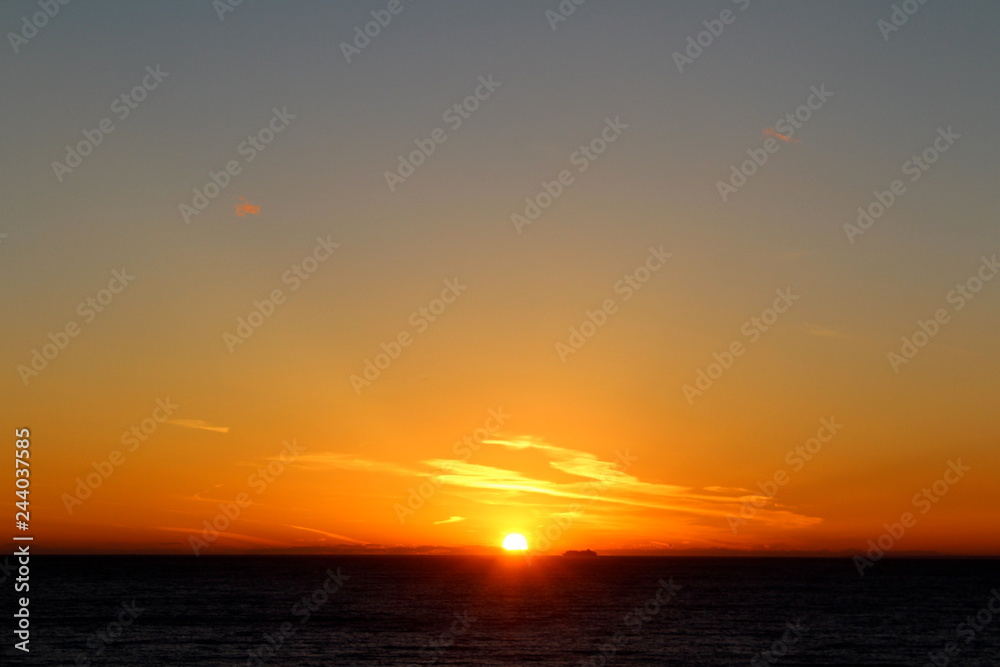 西伊豆　黄金崎からの夕日