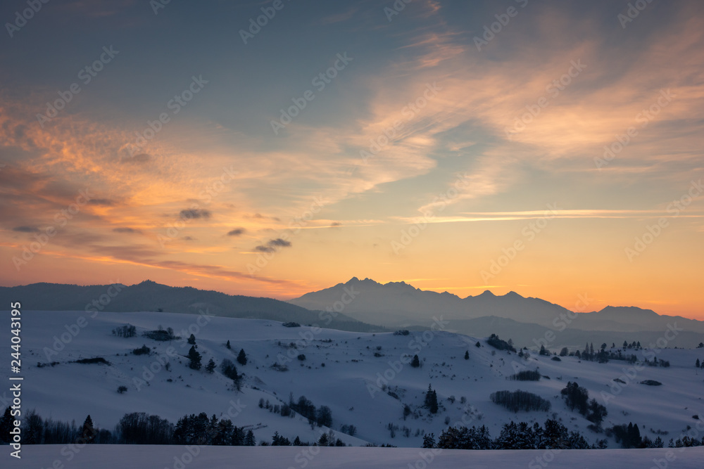 Obraz premium Tatra mountains from Pieniny mountains at winter, Slovakia