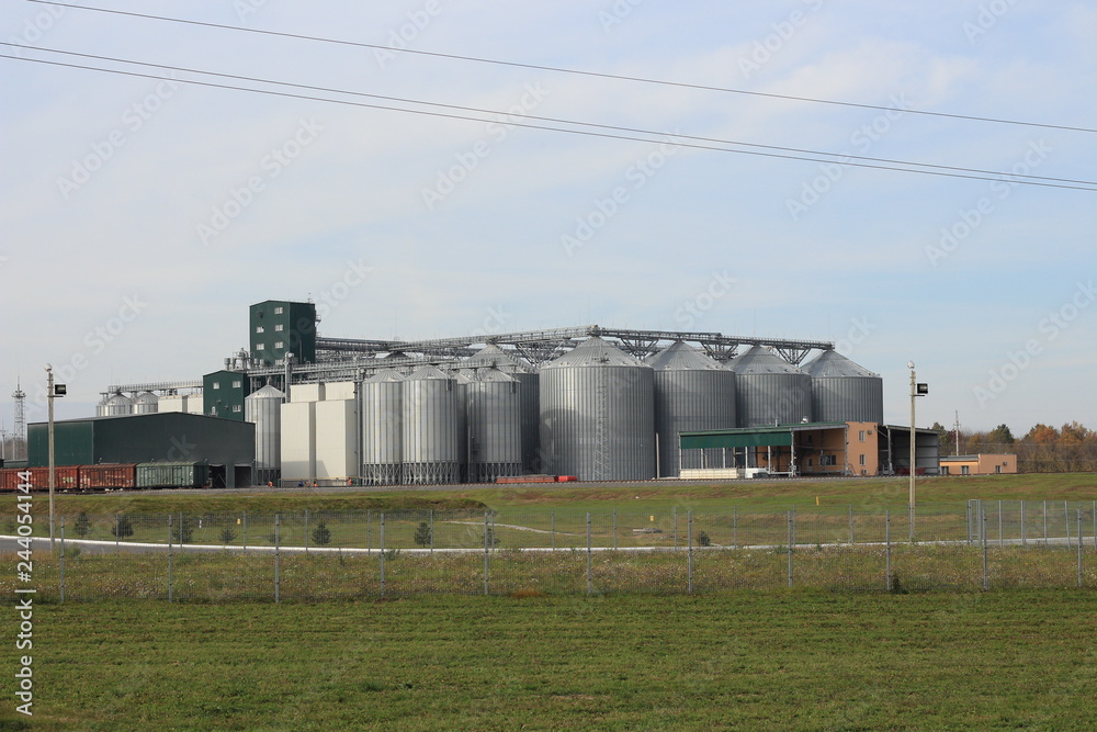 Granary plant agriculure . Granary plant agriculure .