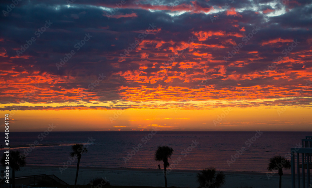 Fototapeta premium First Rays of LIght